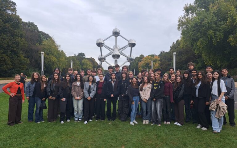 Brüssel und Paris Reise der 8A + 8B